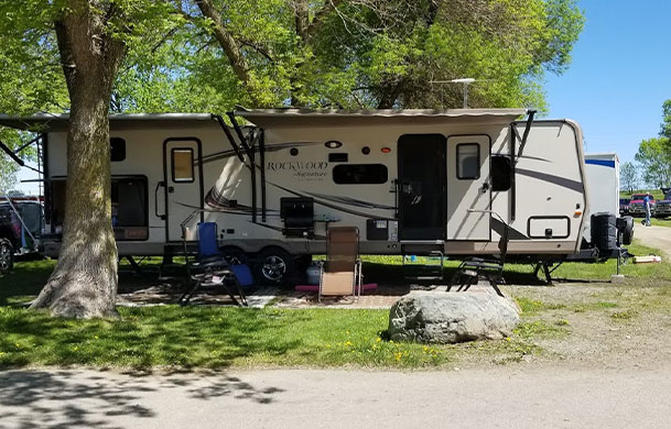 Premium full hookup RV site at Beaver Trails