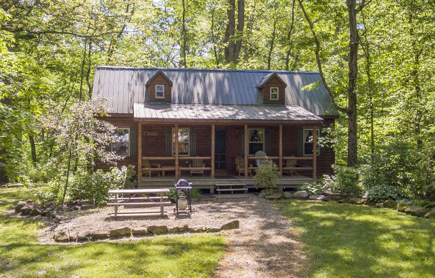 black bear lodge rental exterior